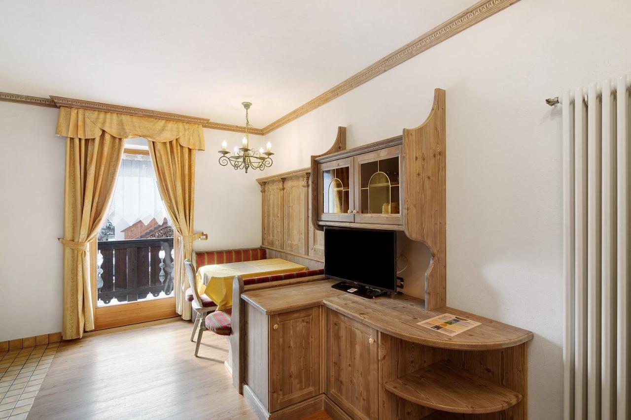 Casa Li Roina N 45 Appartement Livigno Buitenkant foto