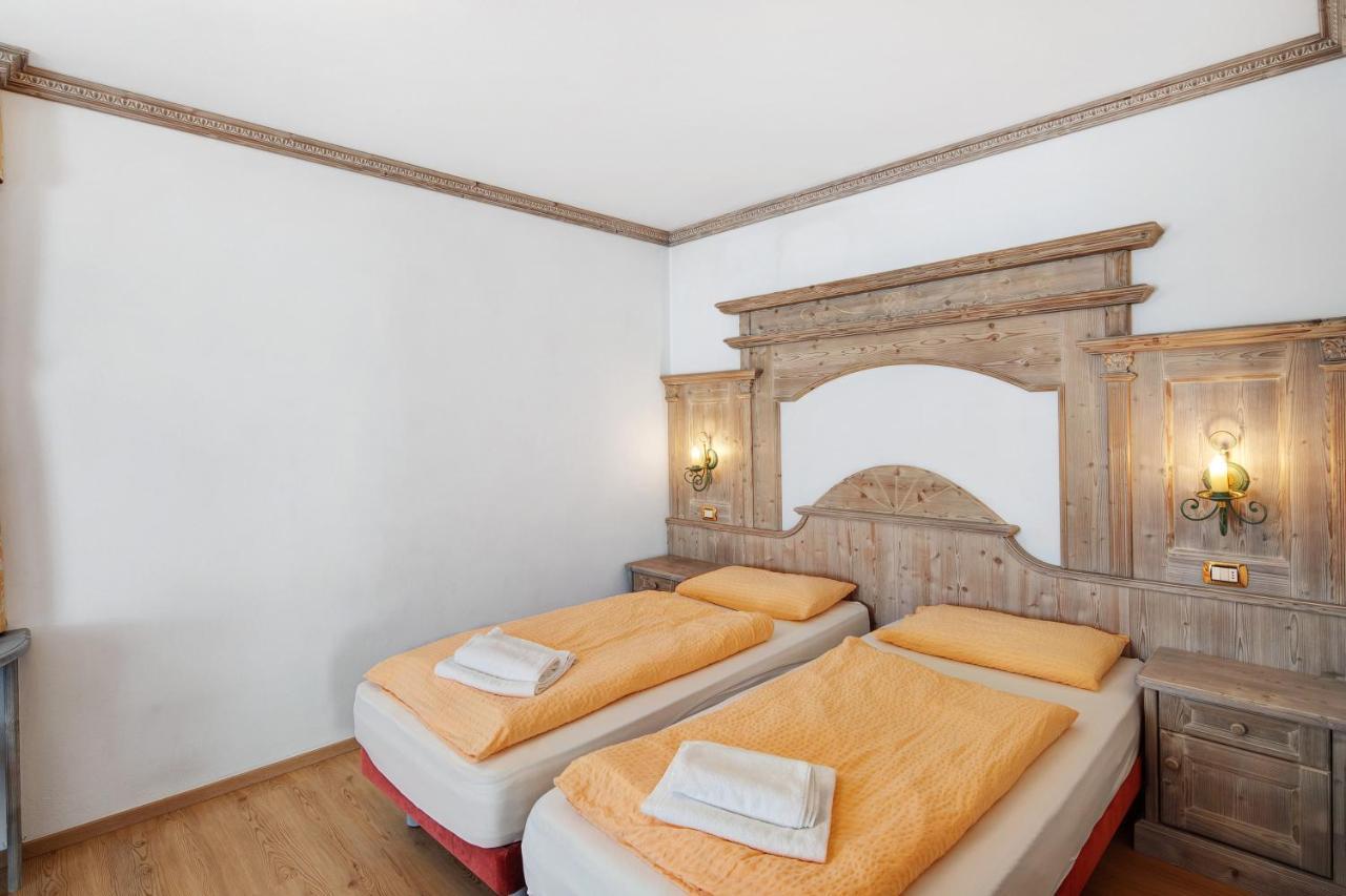 Casa Li Roina N 45 Appartement Livigno Buitenkant foto
